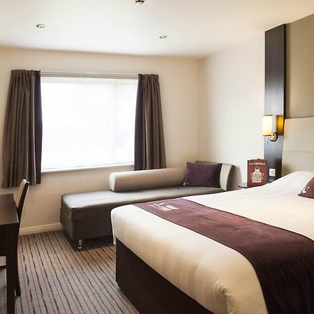 Premier Inn Stirling City Centre Экстерьер фото
